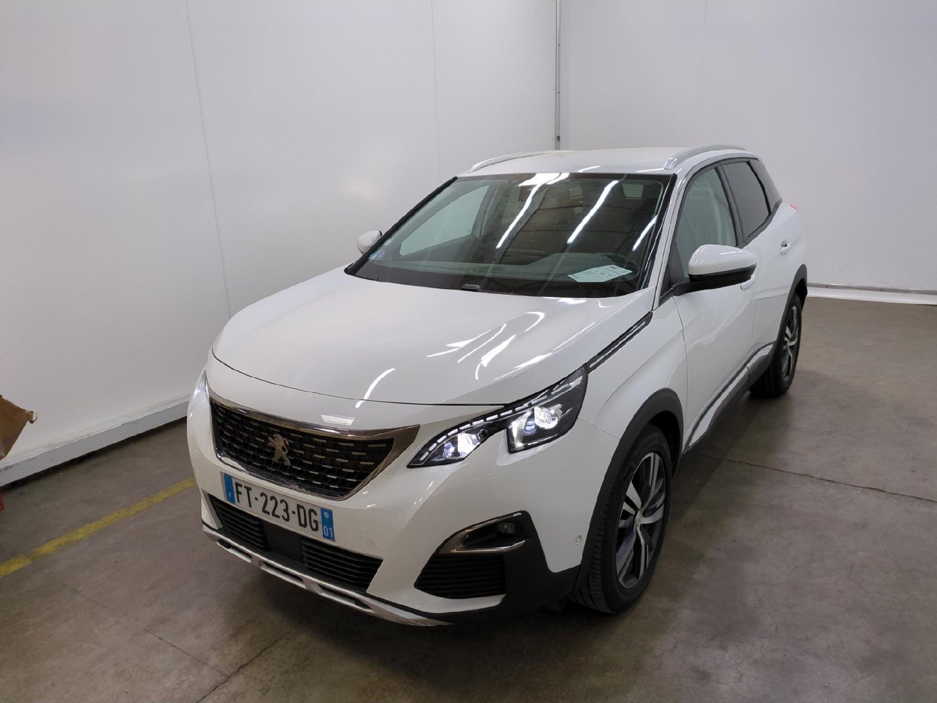 Peugeot 3008 3008 Allure Business 1.2 PureTech 130CV BVA8 E6d