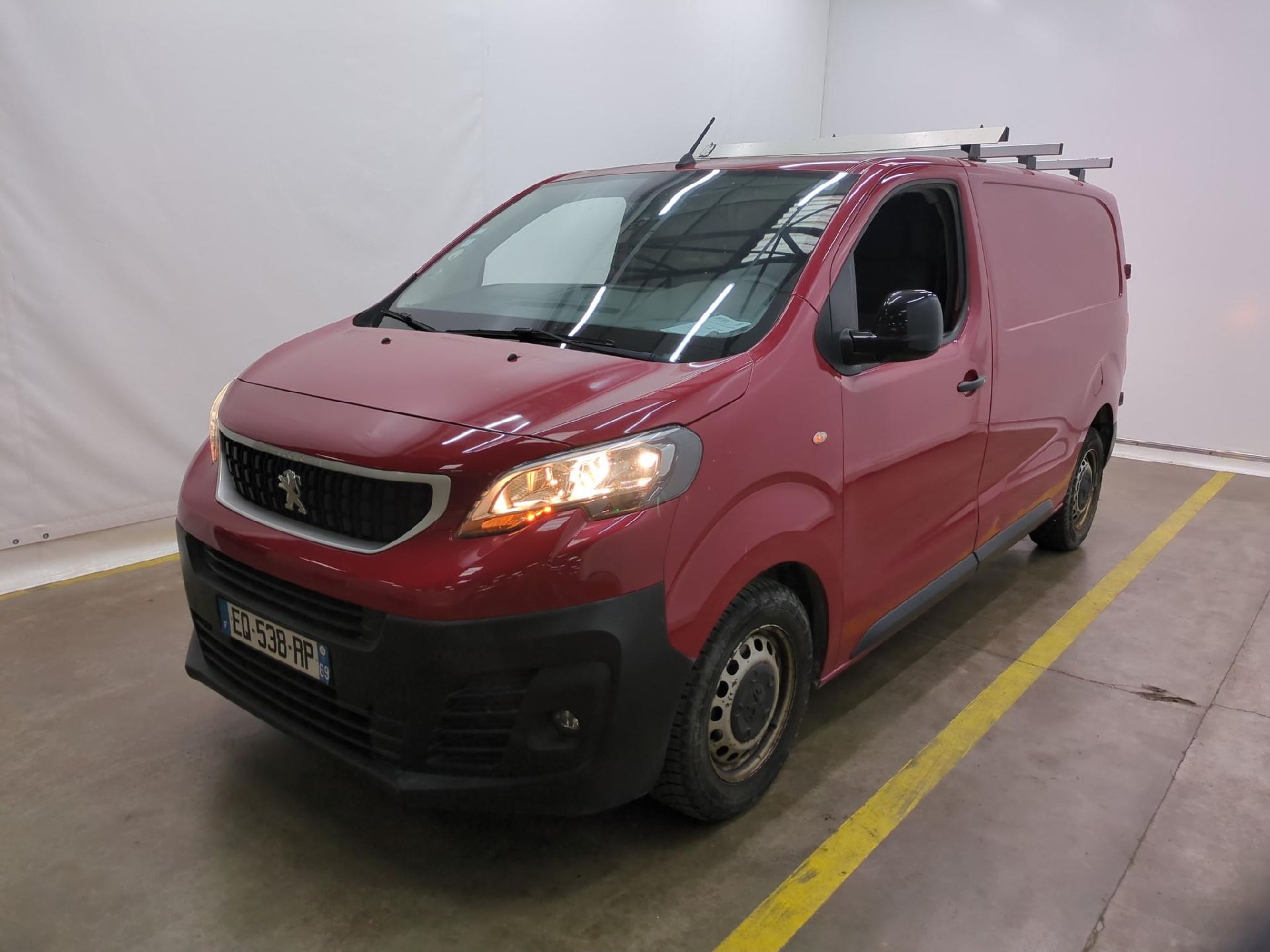 Peugeot Expert Expert Fourgon Premium Pack Standard 1.6 HDi 95CV BVM5 E6