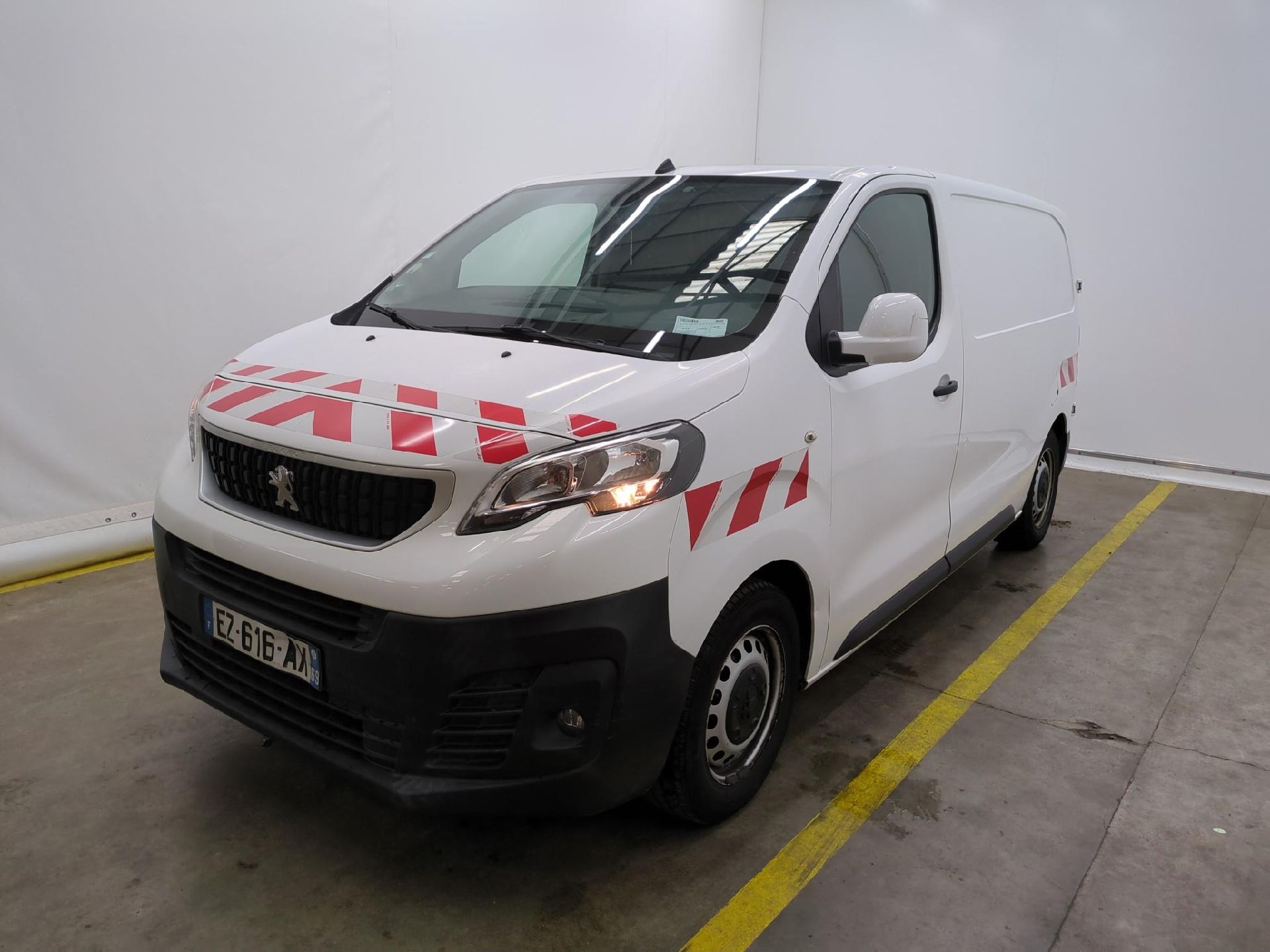 Peugeot Expert Expert Fourgon Premium Pack Standard 1.6 HDi 95CV BVM5 E6
