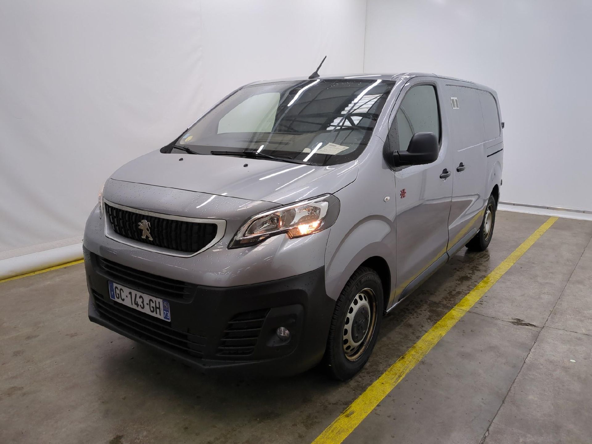 Peugeot Expert Expert Fourgon Asphalt L2 2.0 HDi 150CV BVM6 E6d