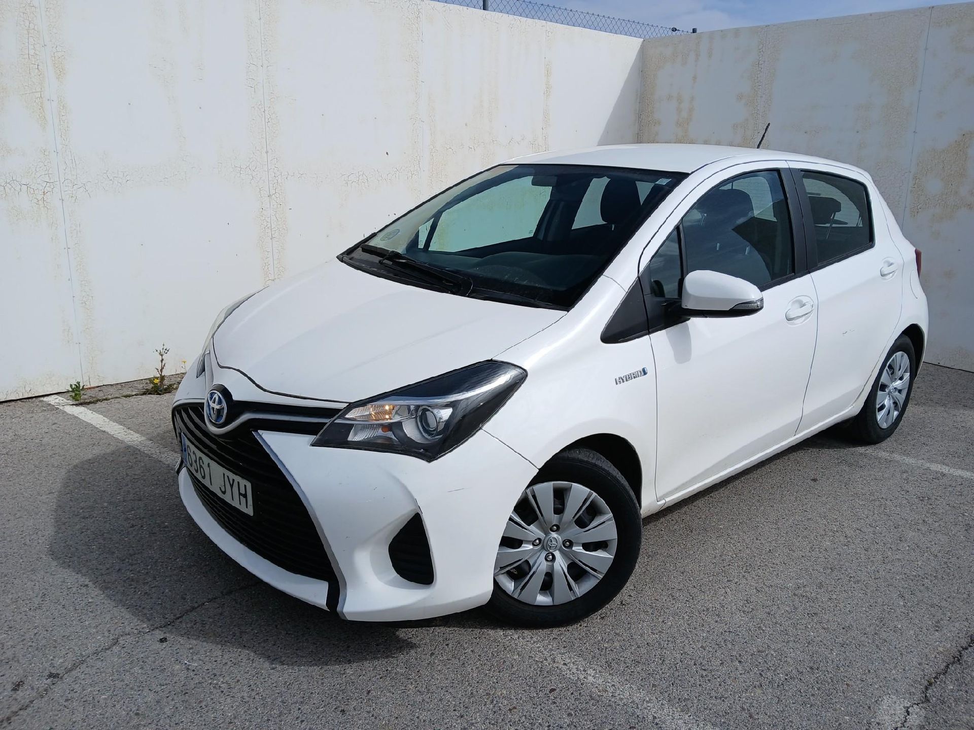 Toyota Yaris  TOYOTA YARIS 5p 3G berlina con portón 1.5 Hybrid City