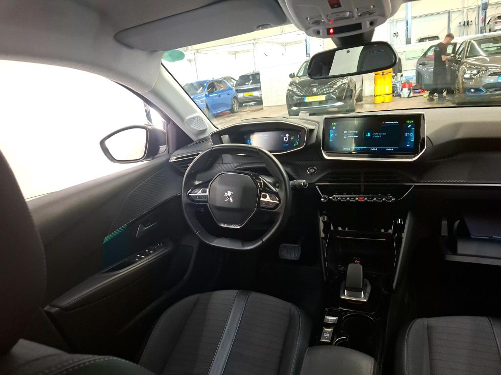 Foto 13 van Peugeot E-208