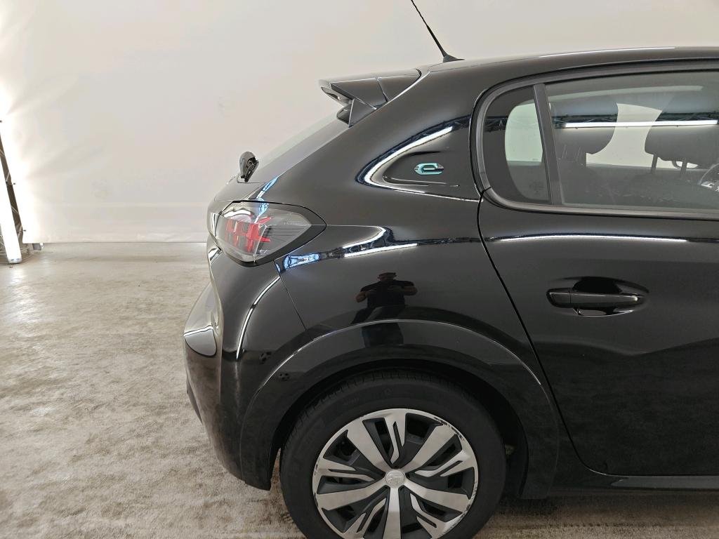 Foto 17 van Peugeot E-208