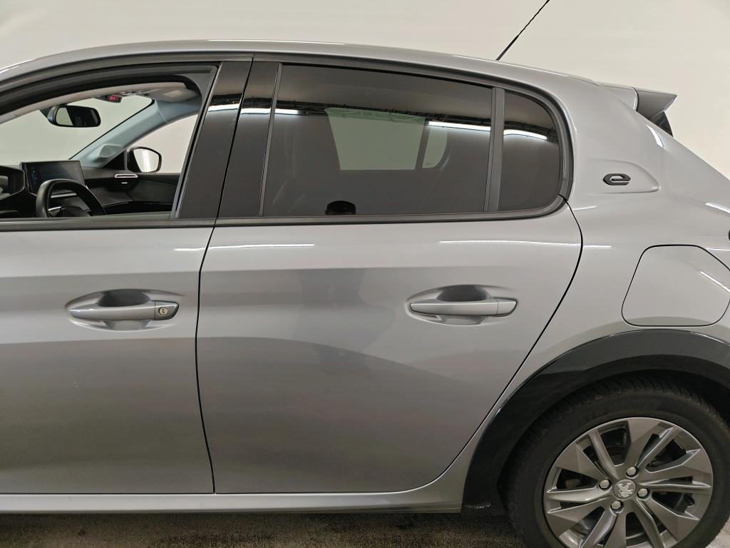 Foto 17 van Peugeot E-208