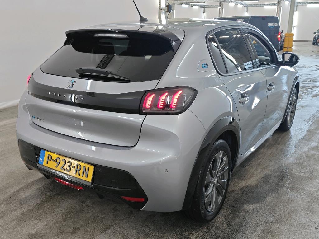 Photo 3 of Peugeot E-208