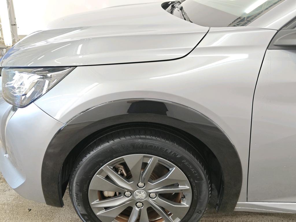 Photo 9 of Peugeot E-208