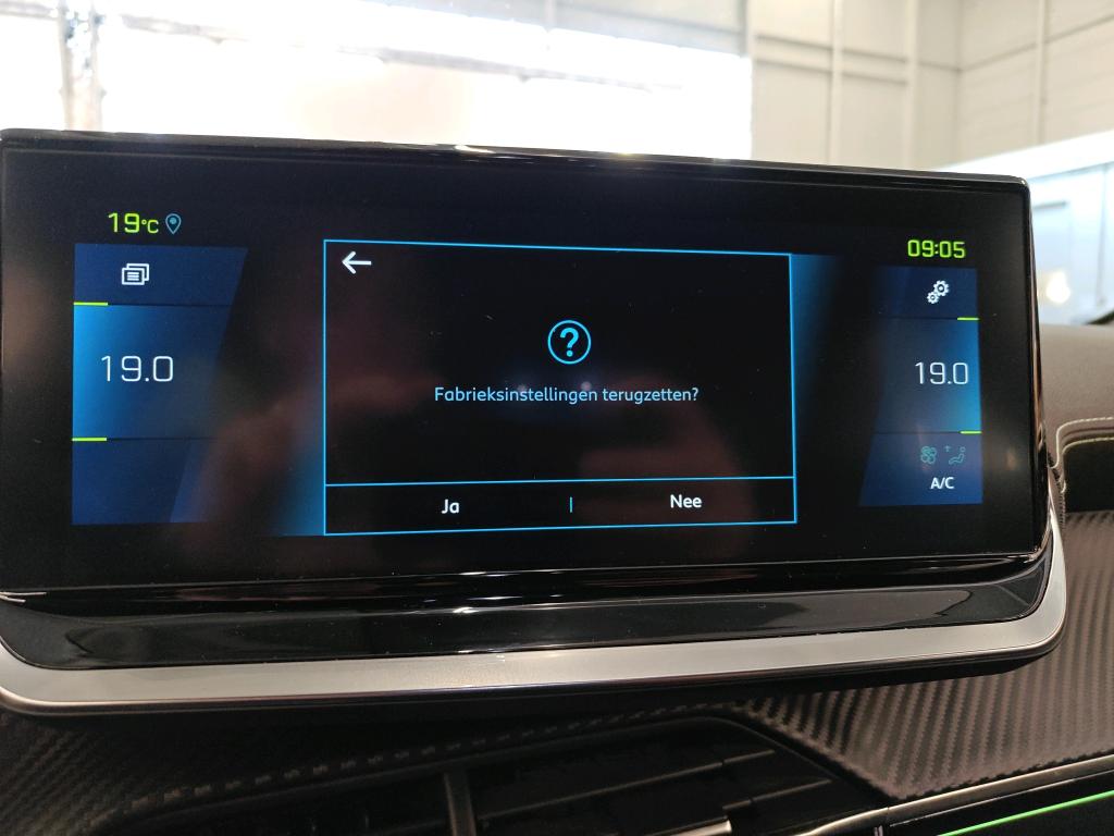 Foto 17 van Peugeot E-208