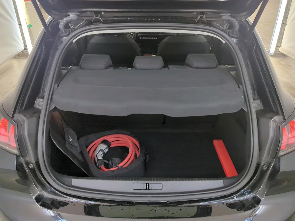 Foto 10 van Peugeot E-208