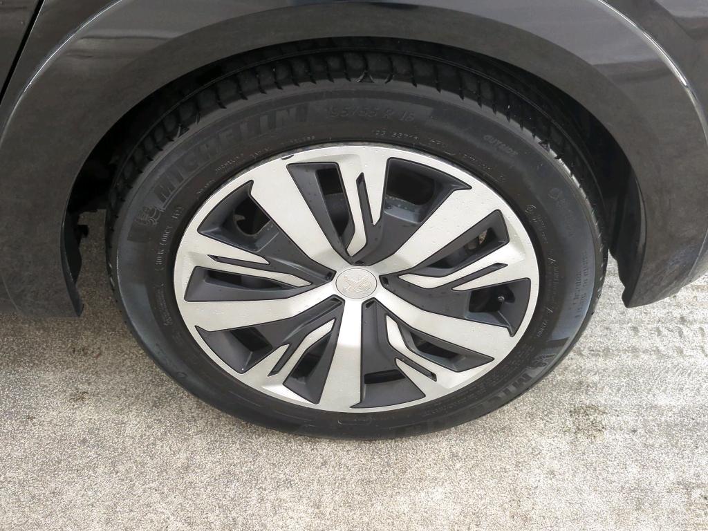 Foto 12 van Peugeot E-208