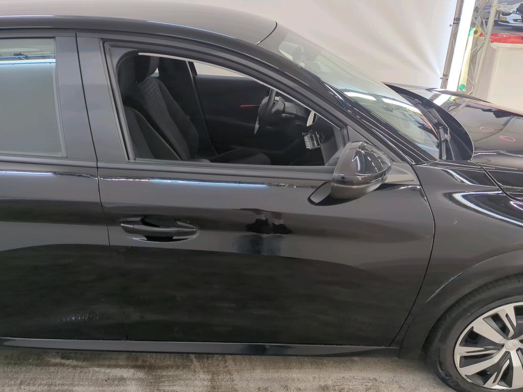 Foto 21 van Peugeot E-208