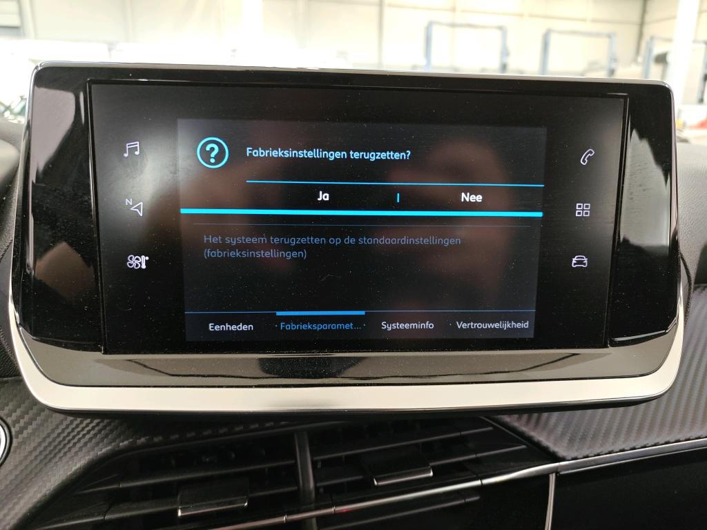 Foto 13 van Peugeot E-208