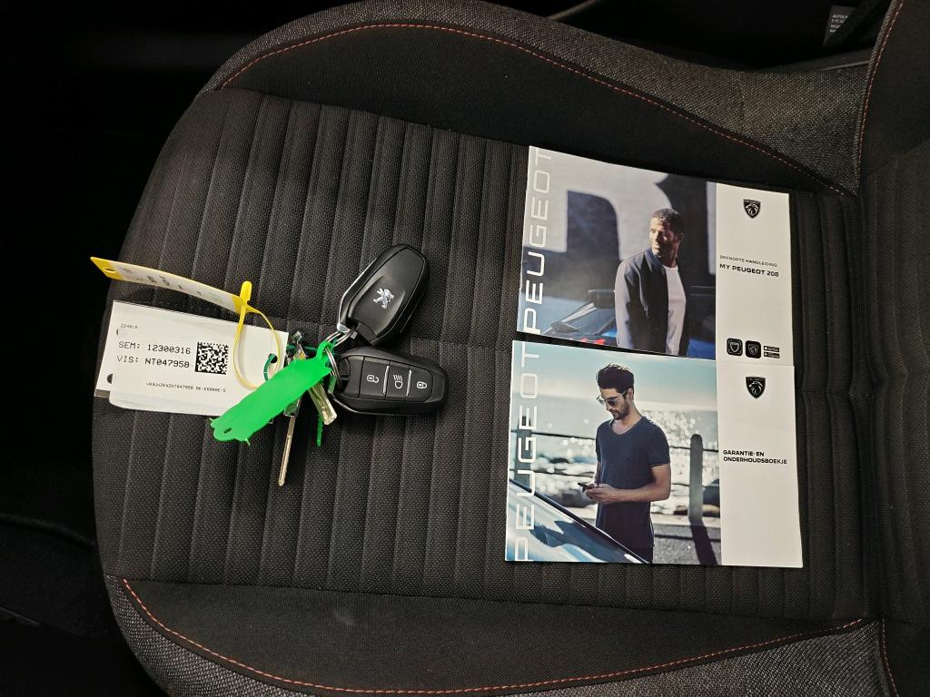 Foto 5 van Peugeot E-208