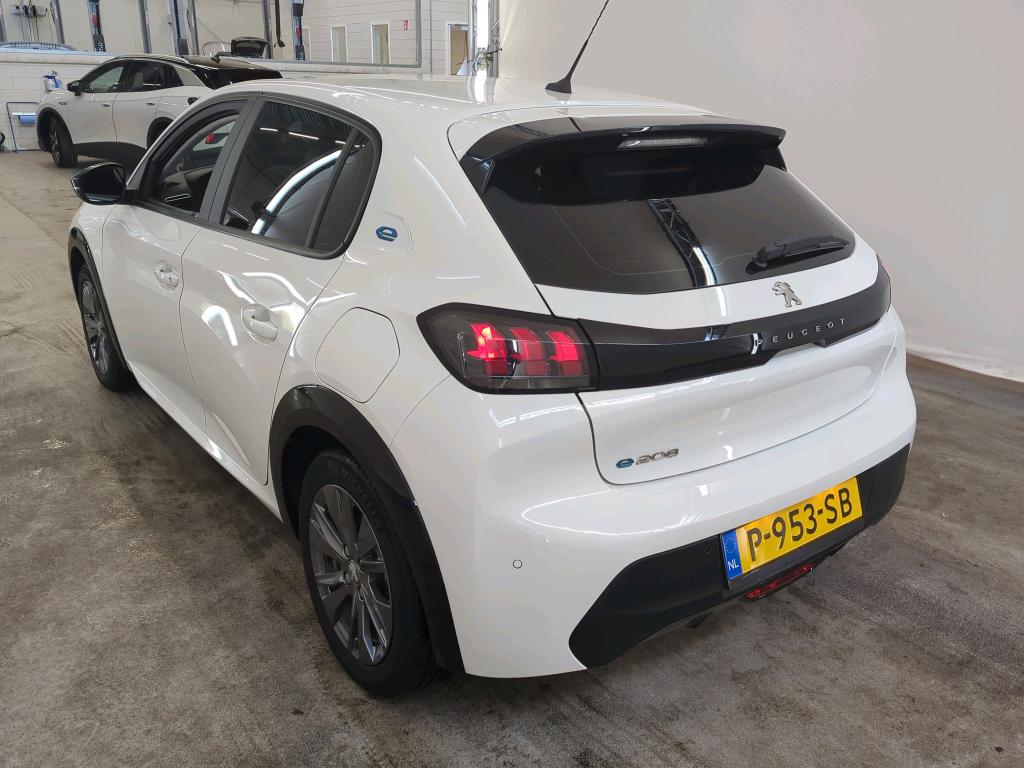 Foto 21 van Peugeot E-208