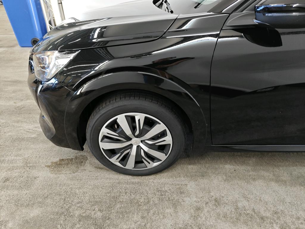 Photo 20 of Peugeot E-208