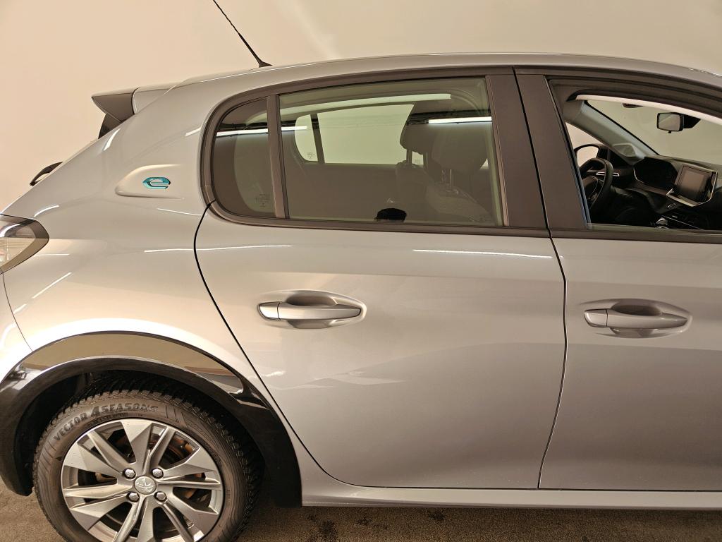 Foto 9 van Peugeot E-208