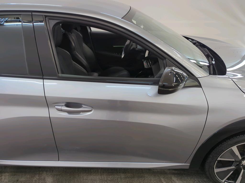 Foto 9 van Peugeot E-208