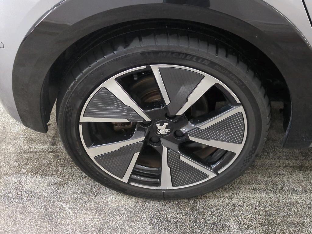 Foto 10 van Peugeot E-208