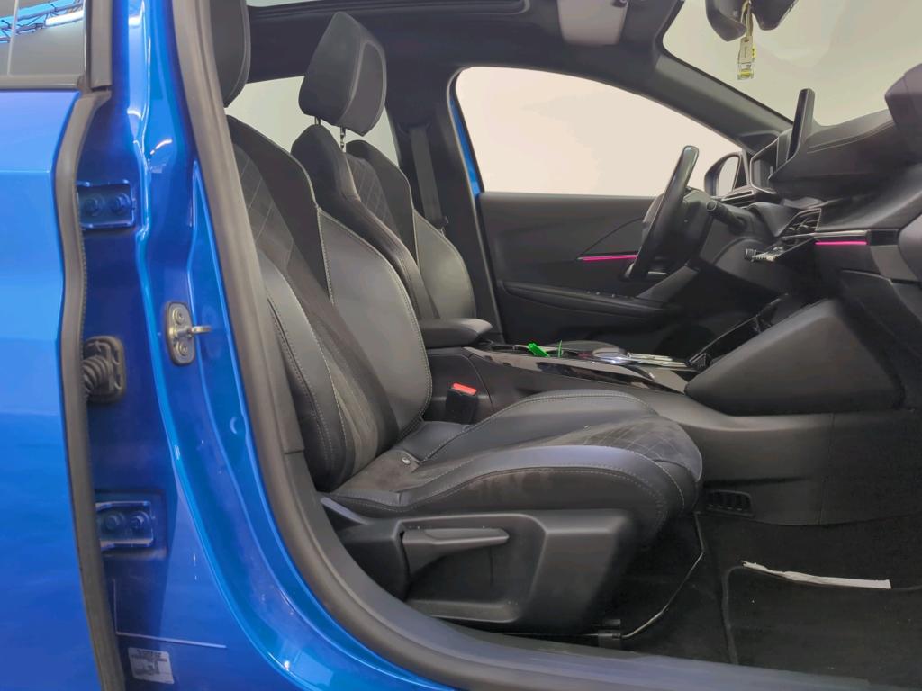 Foto 4 van Peugeot E-208
