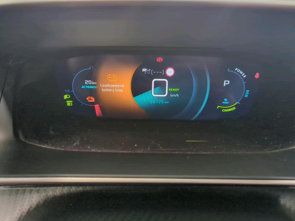 Foto 8 van Peugeot E-208
