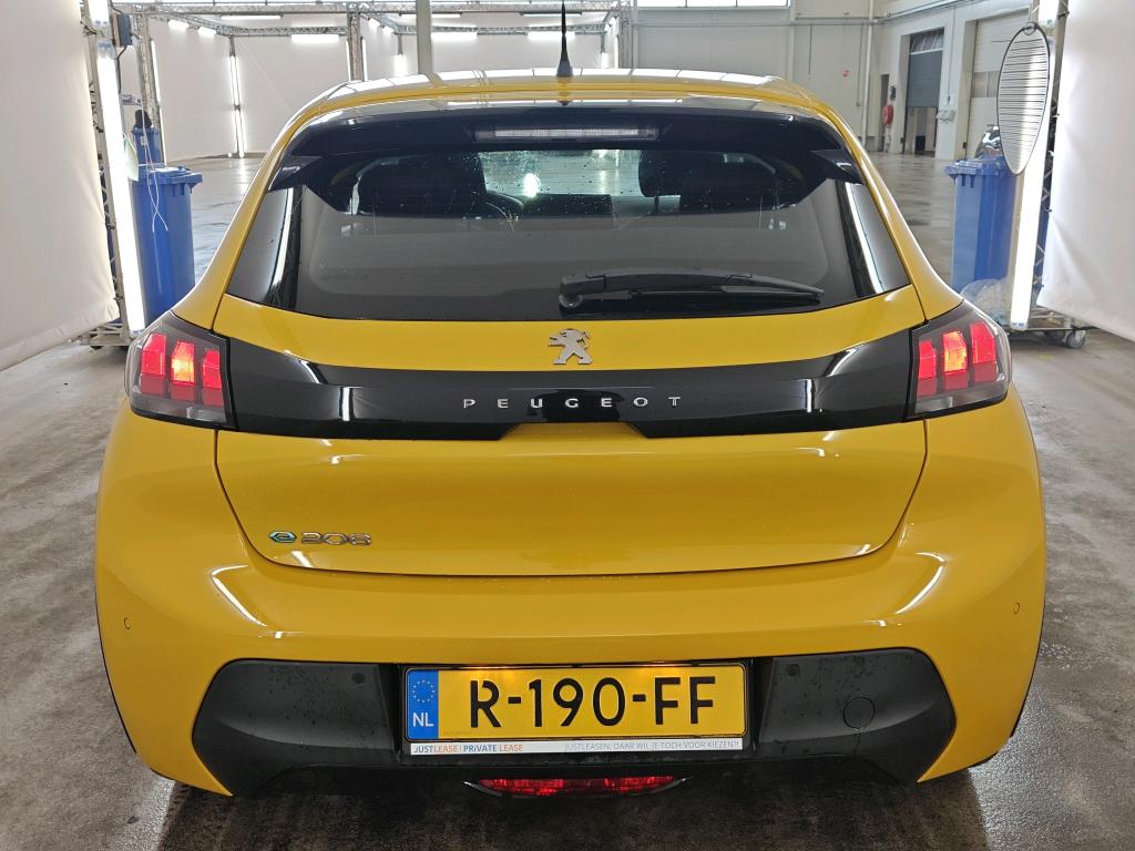Foto 11 van Peugeot E-208