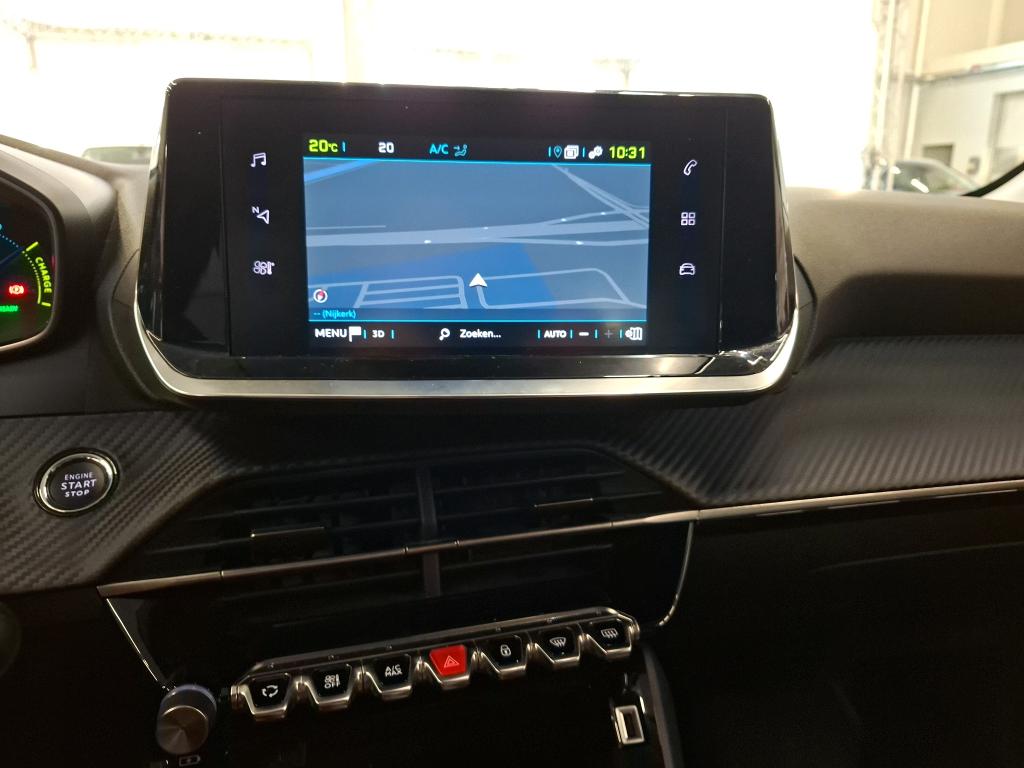 Photo 14 of Peugeot E-208