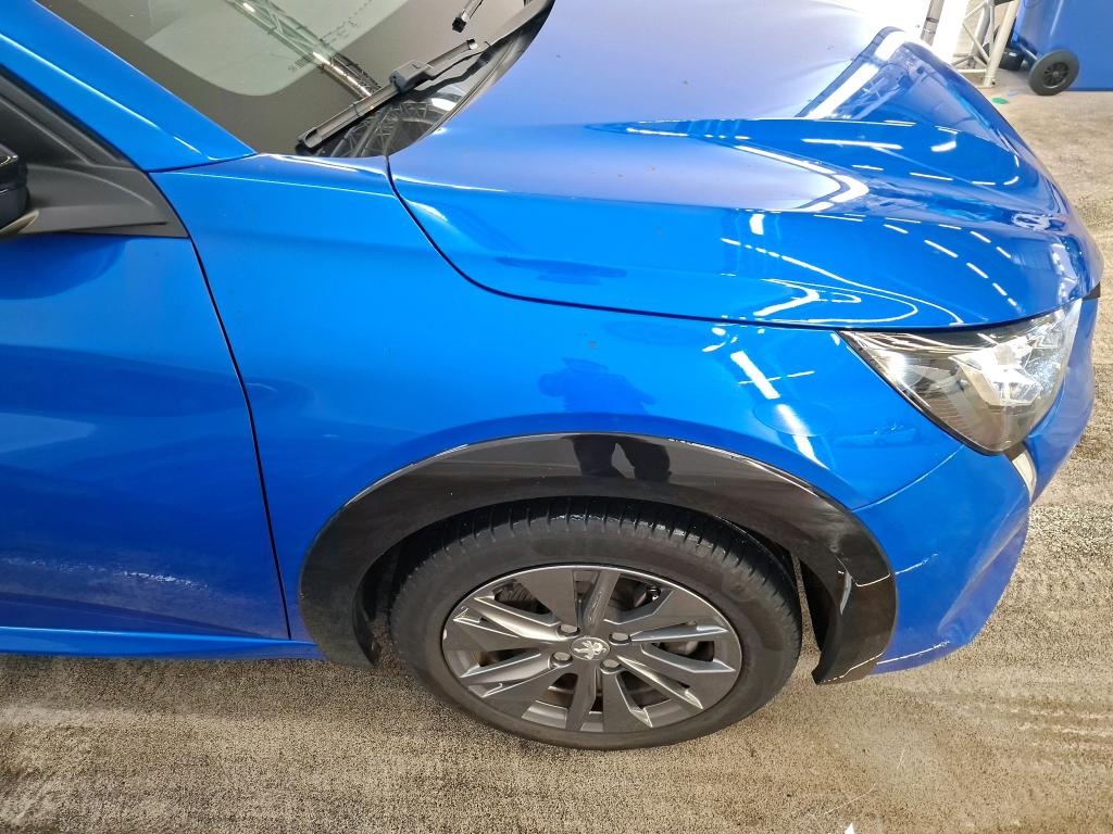Photo 20 of Peugeot E-208