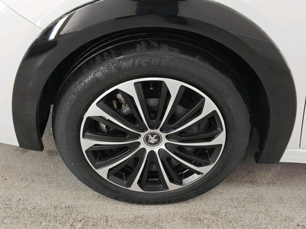 Foto 9 van Peugeot E-208