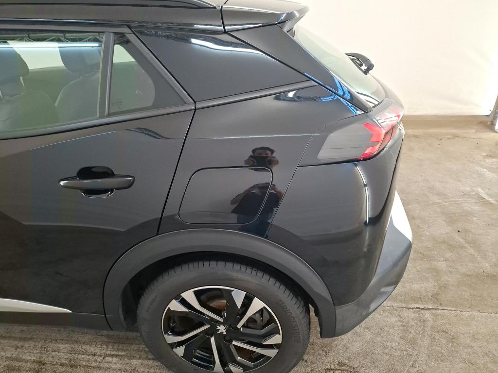 Photo 6 of Peugeot E-2008