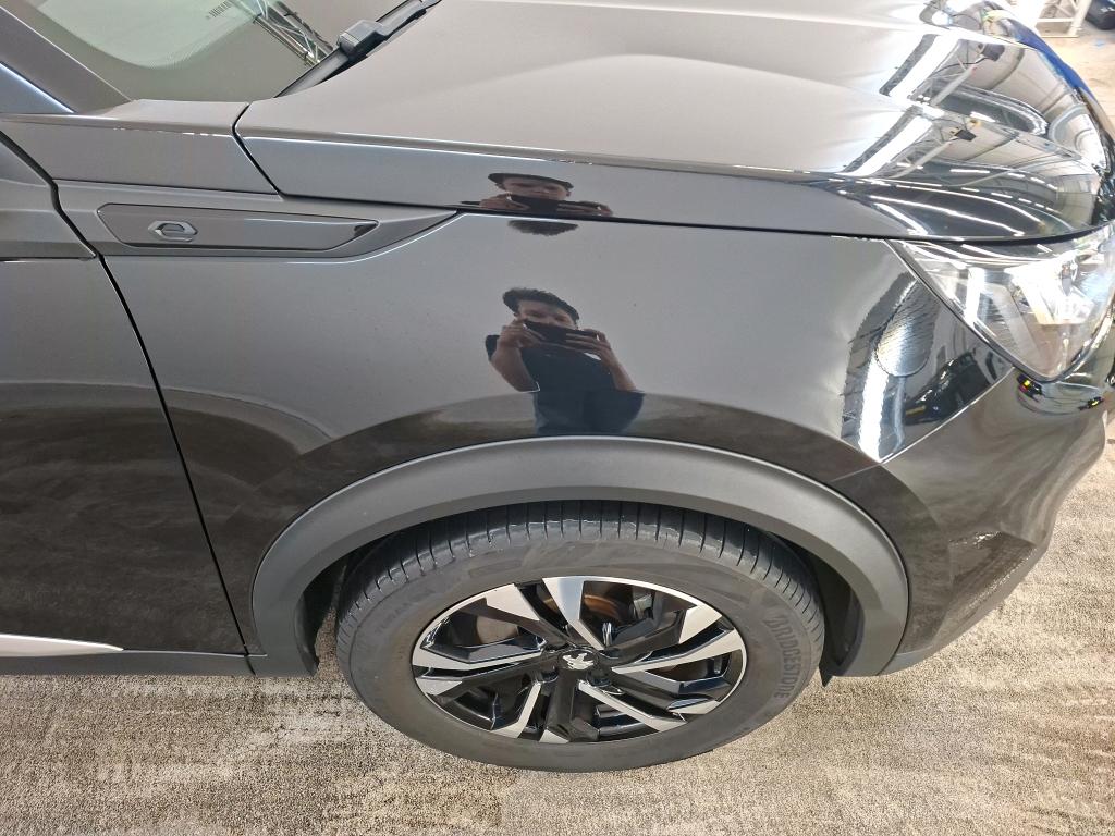 Photo 22 of Peugeot E-2008