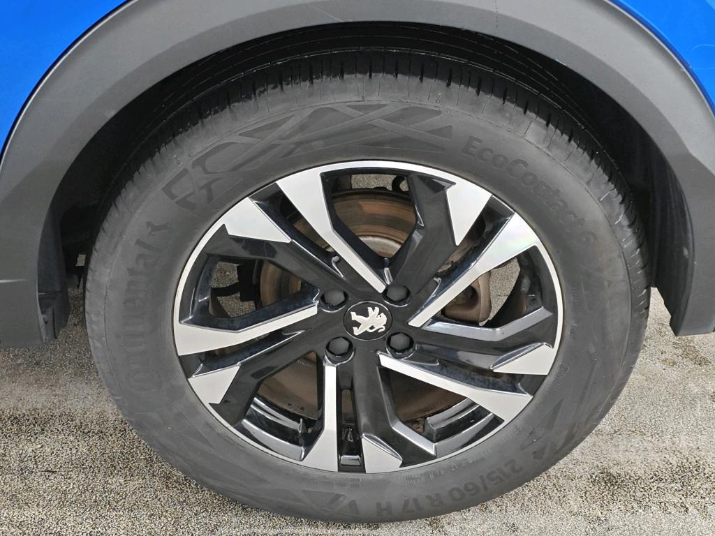 Foto 18 van Peugeot E-2008