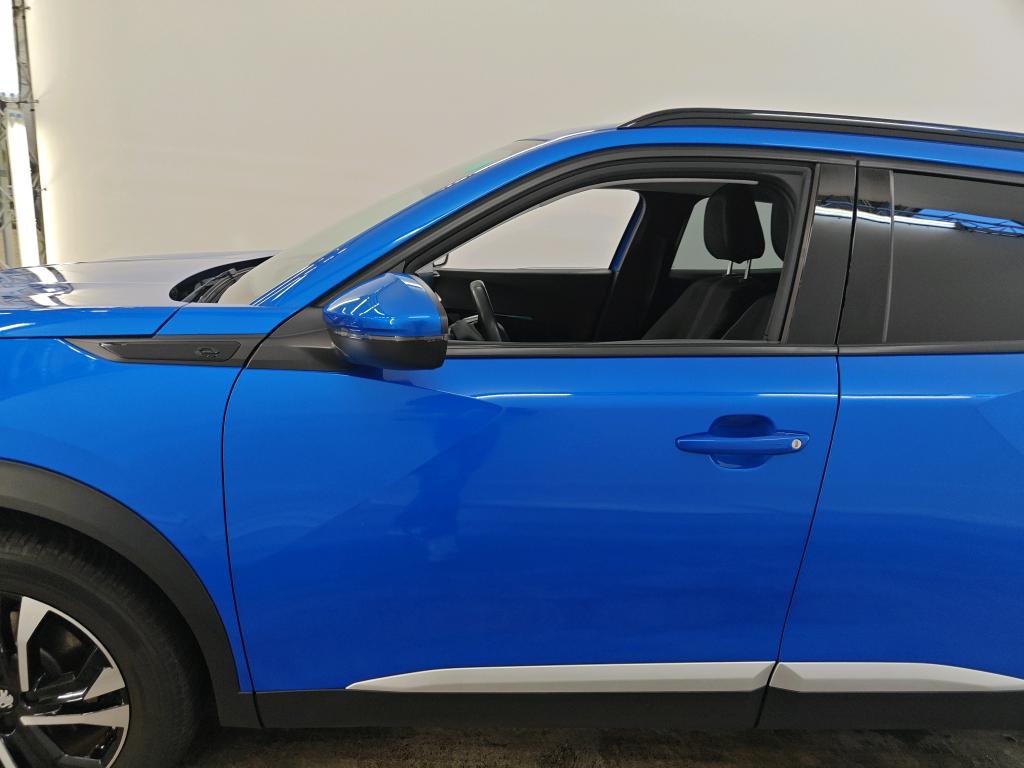 Photo 15 of Peugeot E-2008