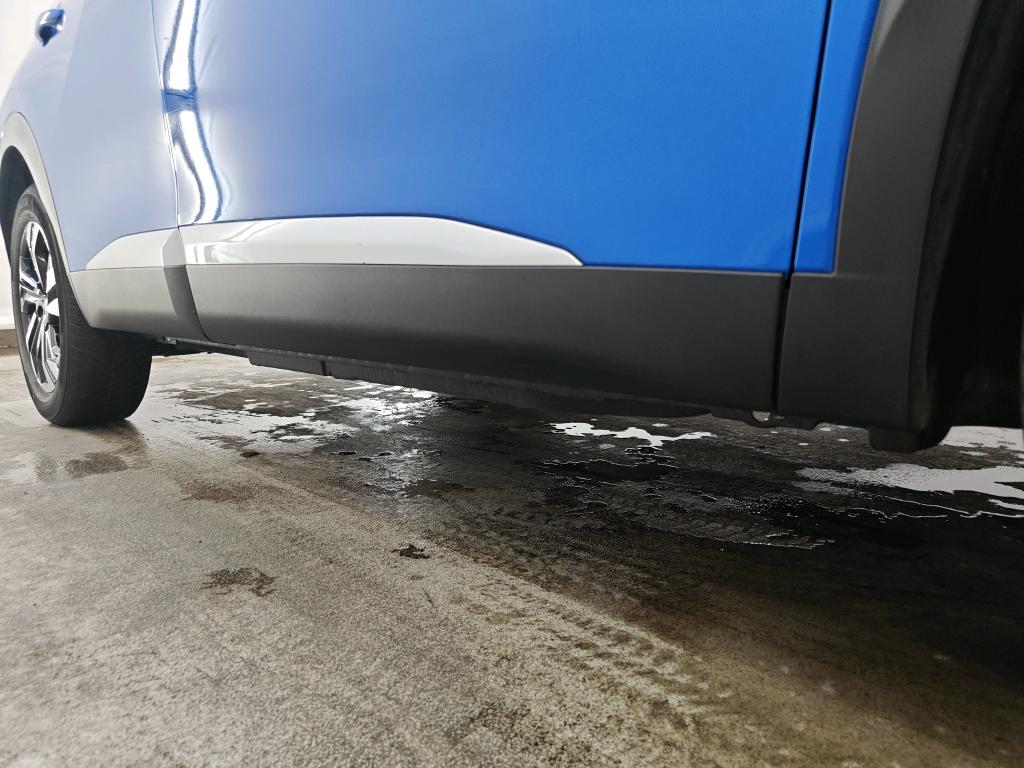 Photo 20 of Peugeot E-2008
