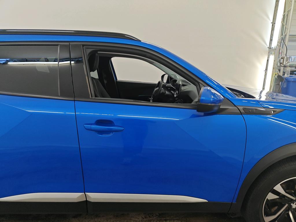 Photo 22 of Peugeot E-2008