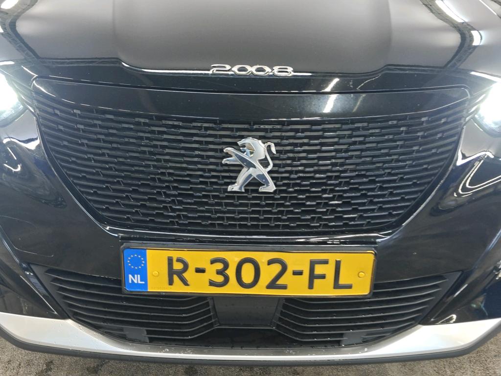Foto 6 van Peugeot E-2008