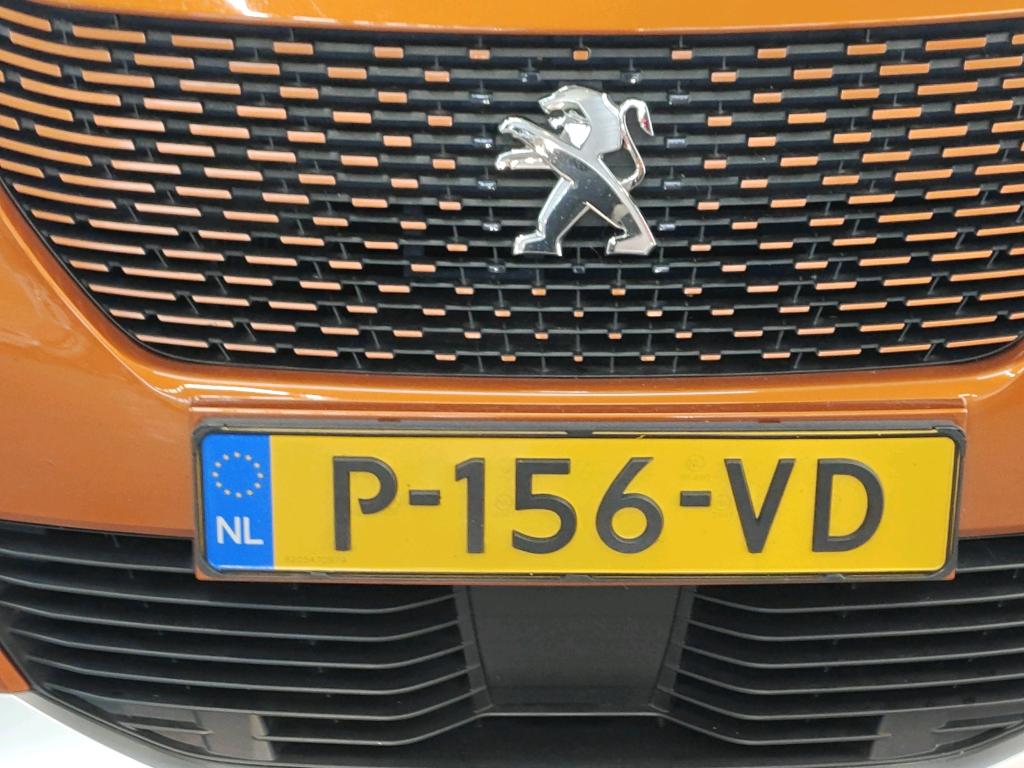 Foto 5 van Peugeot E-2008