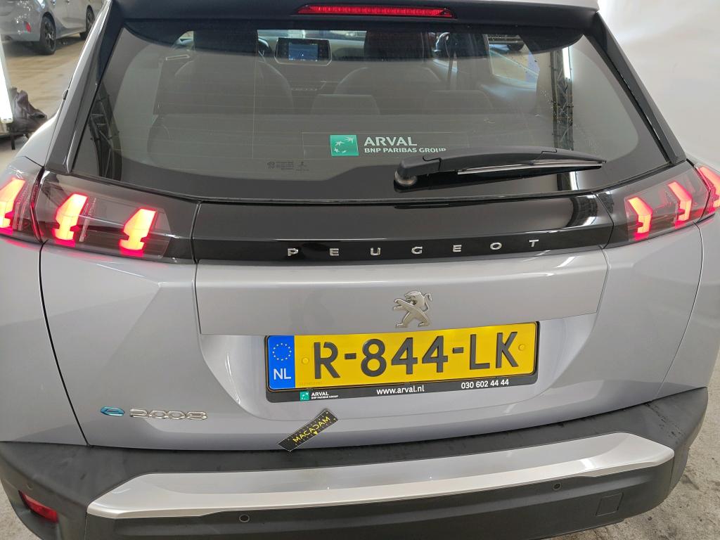 Foto 41 van Peugeot E-2008