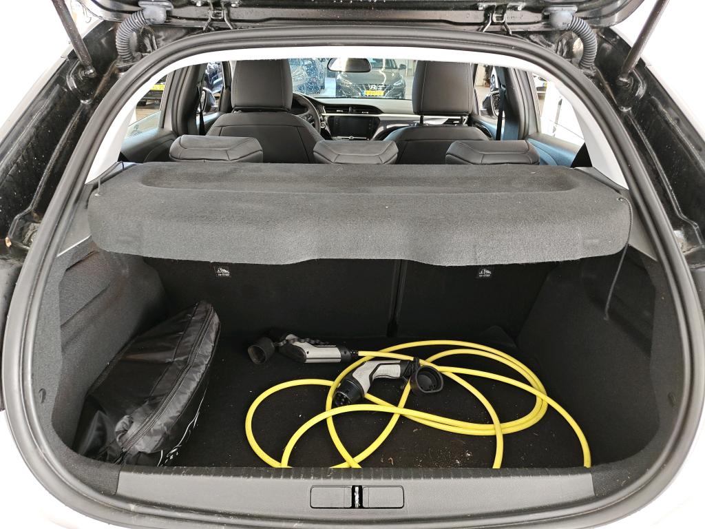 Foto 23 van Opel Corsa-e