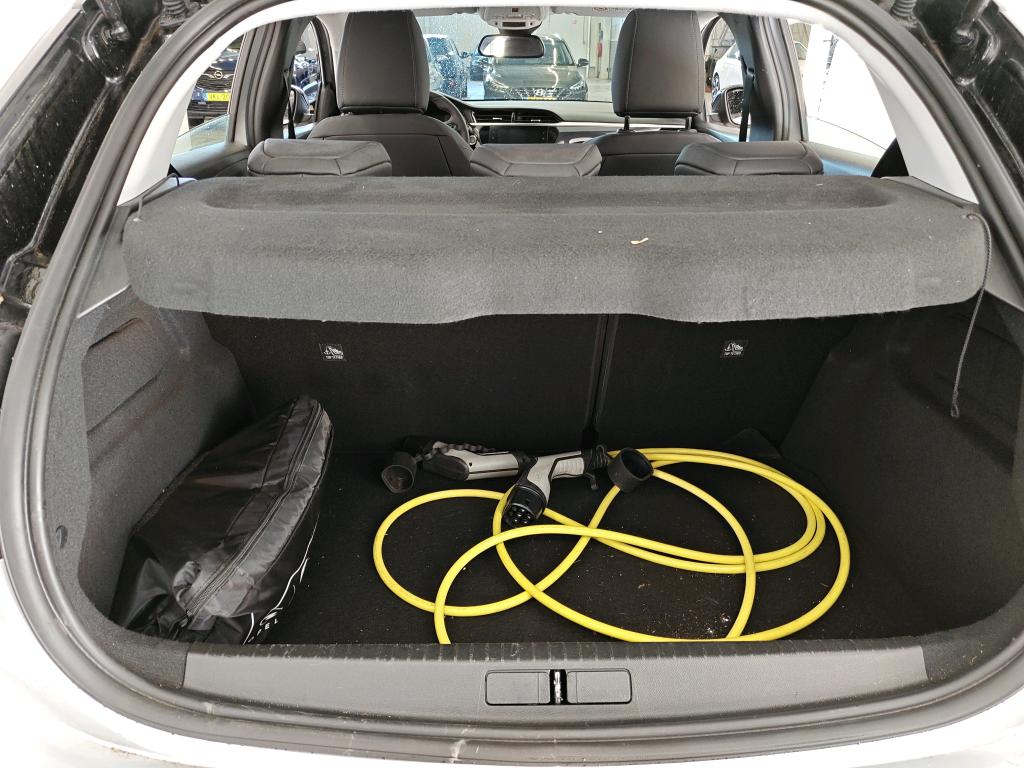 Foto 39 van Opel Corsa-e