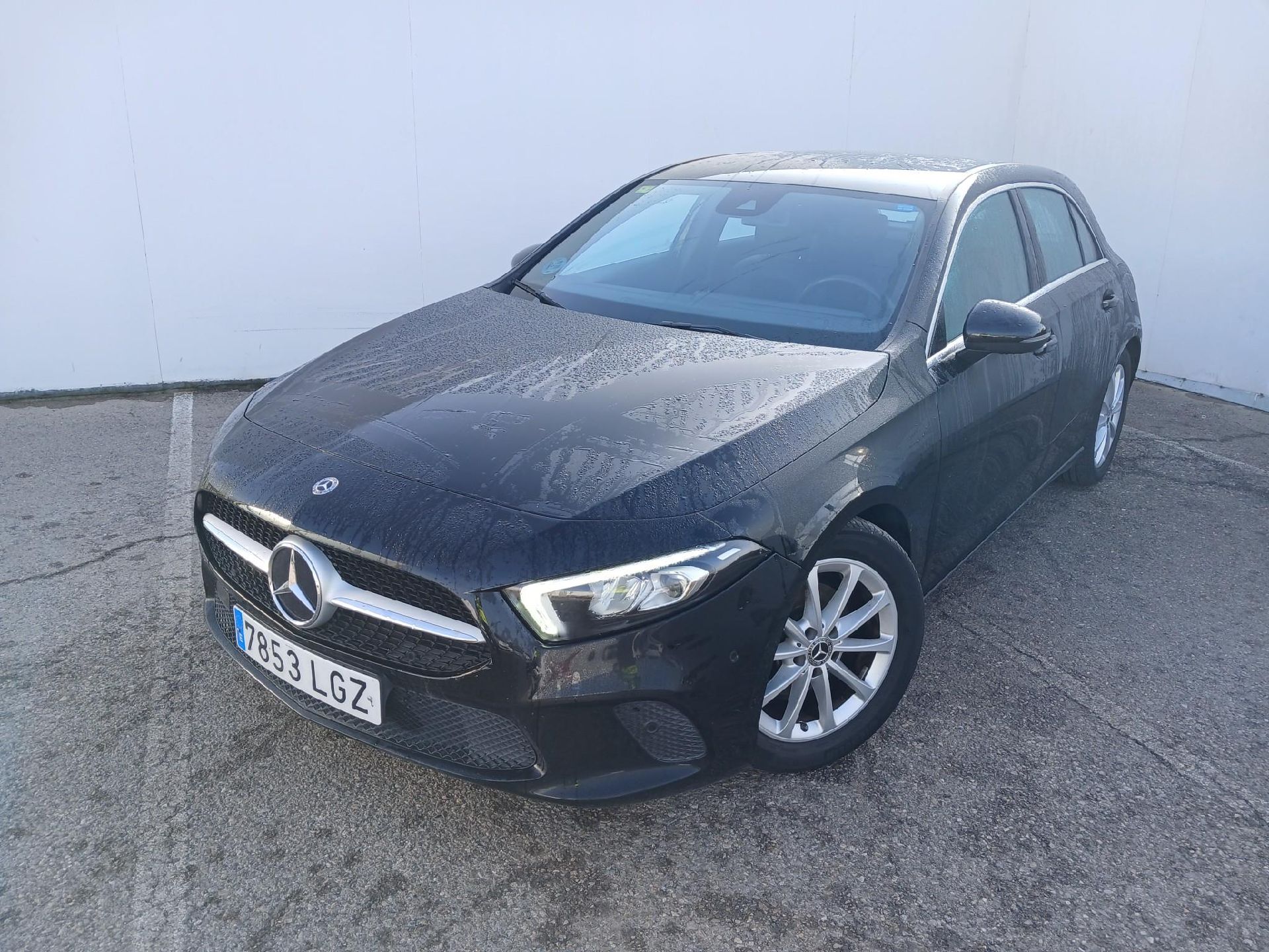 Mercedes A-Klasse MERCEDES-BENZ Clase A / 2018 / 5P / berlina con portón A 180 d