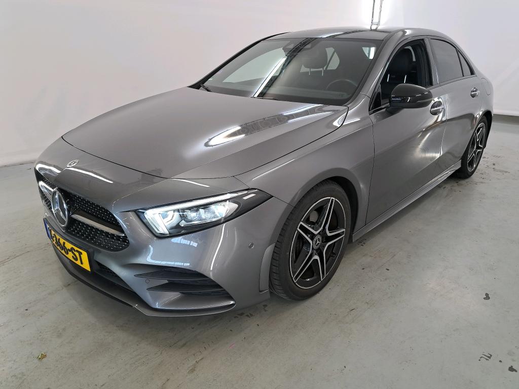 Mercedes A-Klasse Mercedes-Benz A-Klasse Limousine A 180 7G-DCT Business Solution AMG 4d