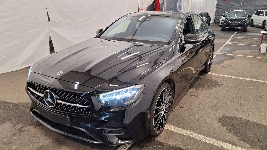 Mercedes E-Klasse E Limousine E 400 d 4Matic (213.023)AMG 2.9 AMG Line 243KW AT9 E6d