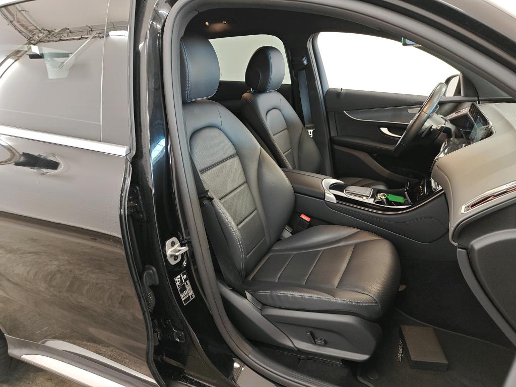 Foto 4 van Mercedes EQC