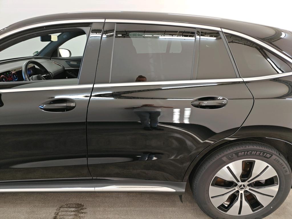 Photo 12 of Mercedes EQC