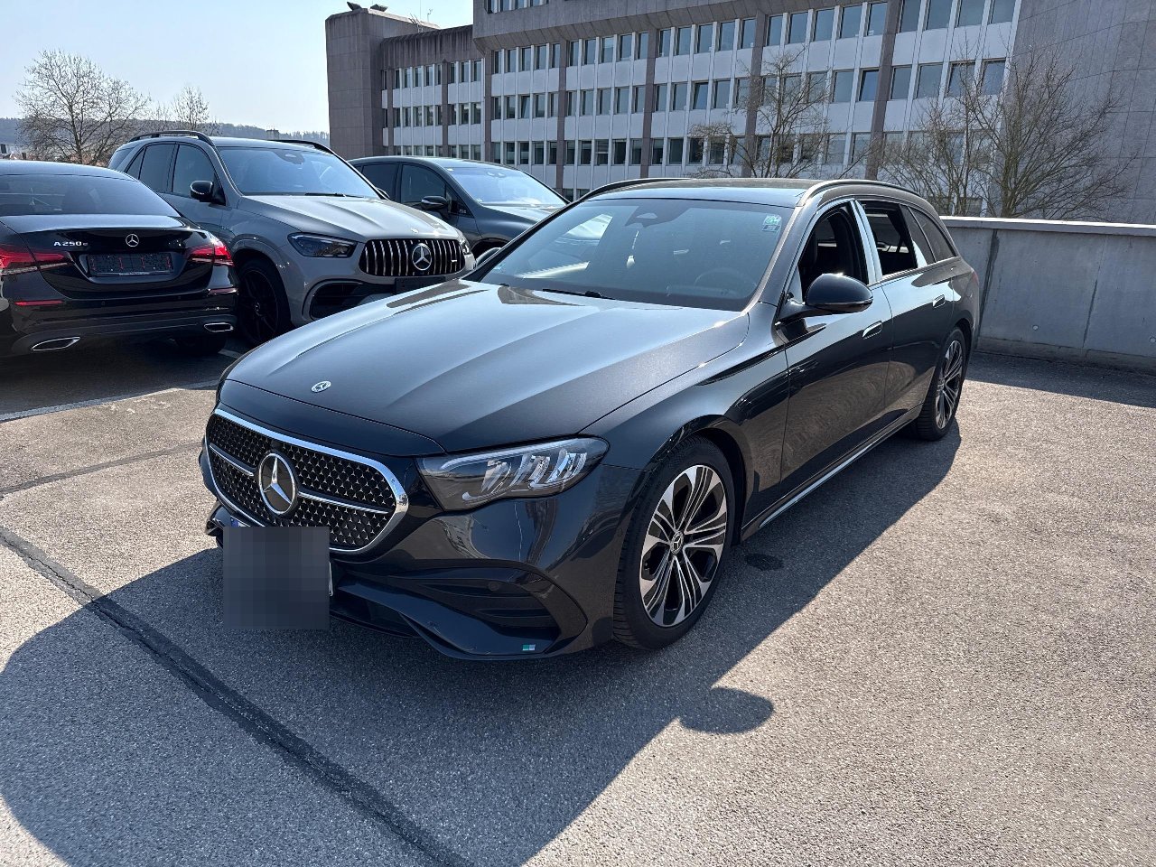 Mercedes E-Klasse E -Klasse T-Modell E 300 de 4Matic AMG Line Advanced (214.209)AMG 2.0 AMG Line 230KW AT9 E6d