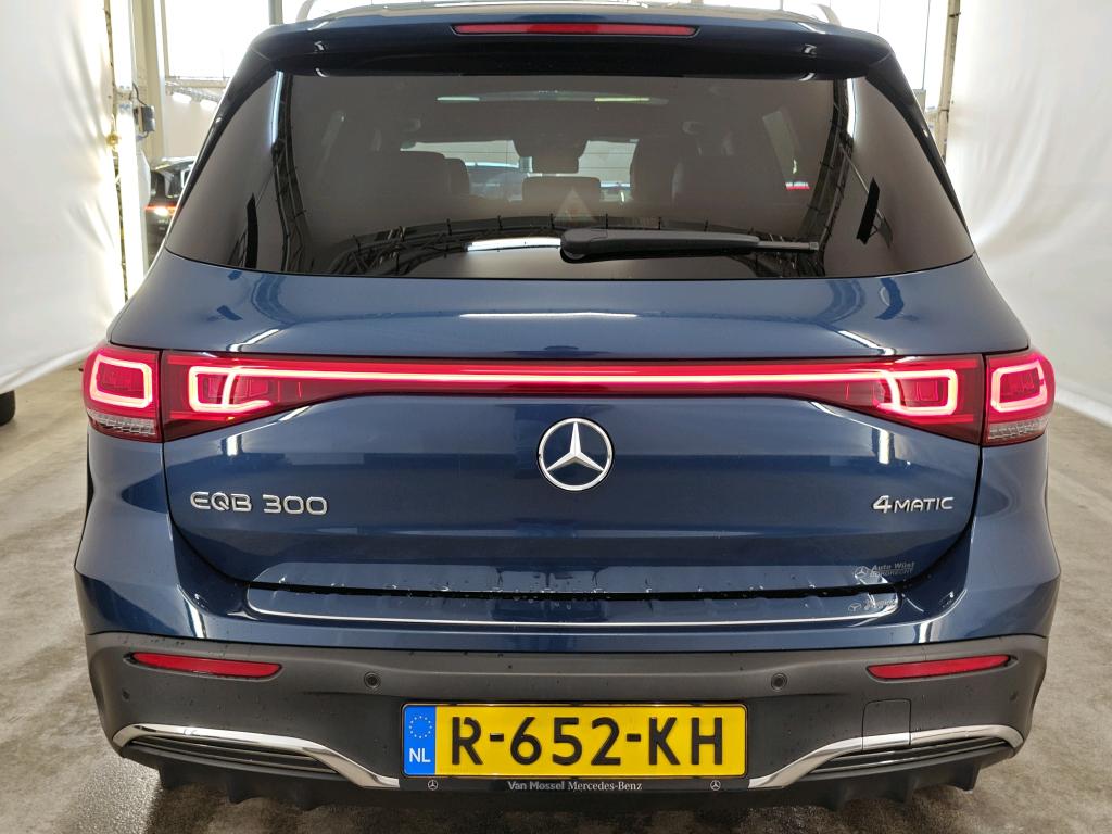 Foto 24 van Mercedes EQB