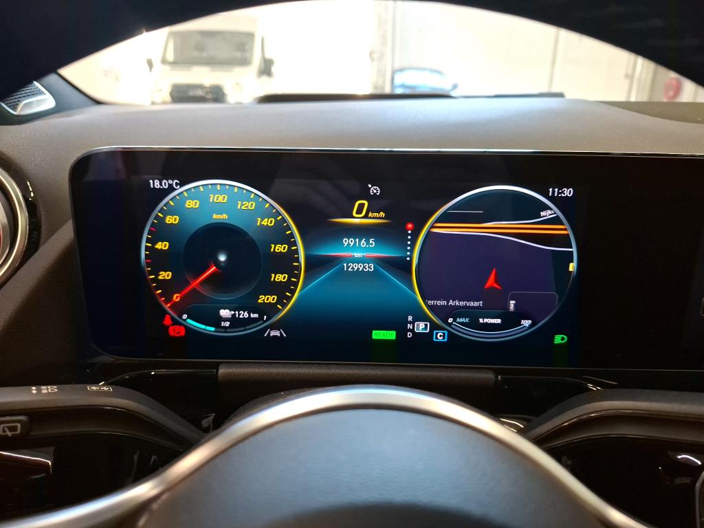 Foto 6 van Mercedes EQA