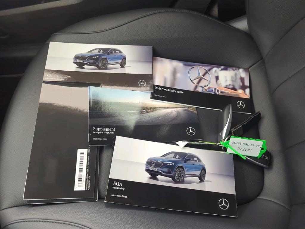 Foto 5 van Mercedes EQA