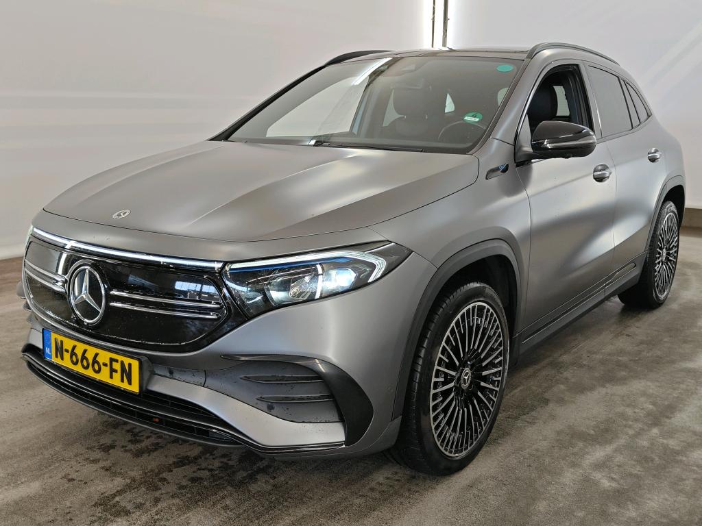 Photo 2 of Mercedes EQA