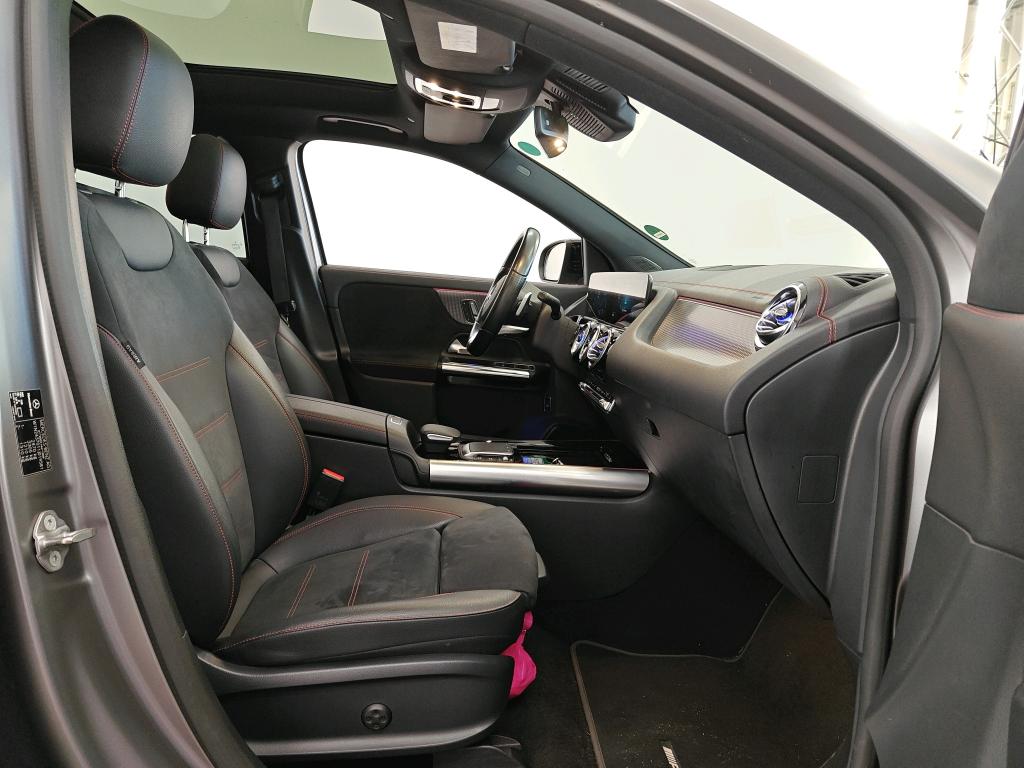 Photo 3 of Mercedes EQA