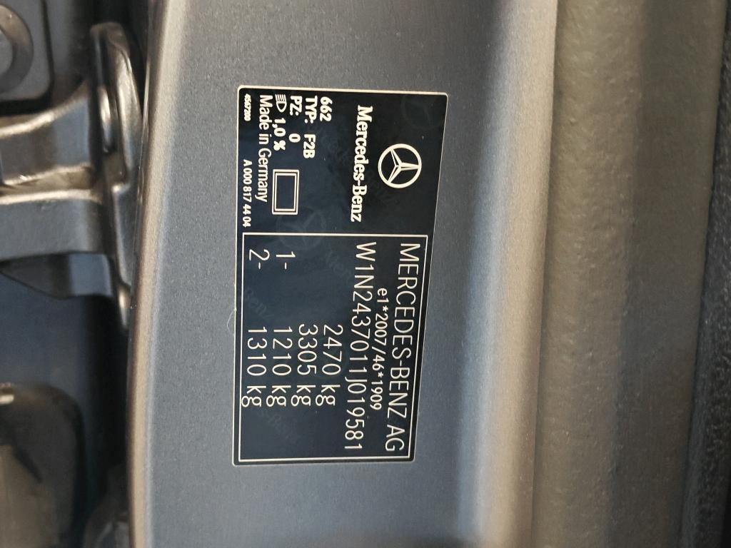 Photo 6 of Mercedes EQA